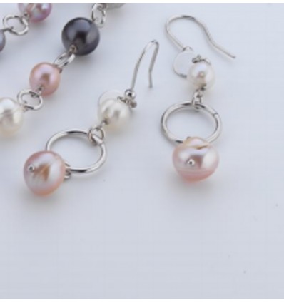 Orecchini in metallo silver pendenti con perle naturali
